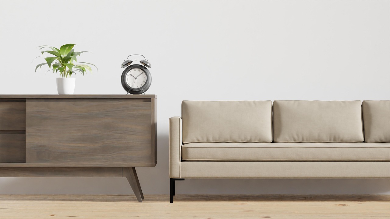 From Before to After: Using Transformation Stories in Living Room Portfolios