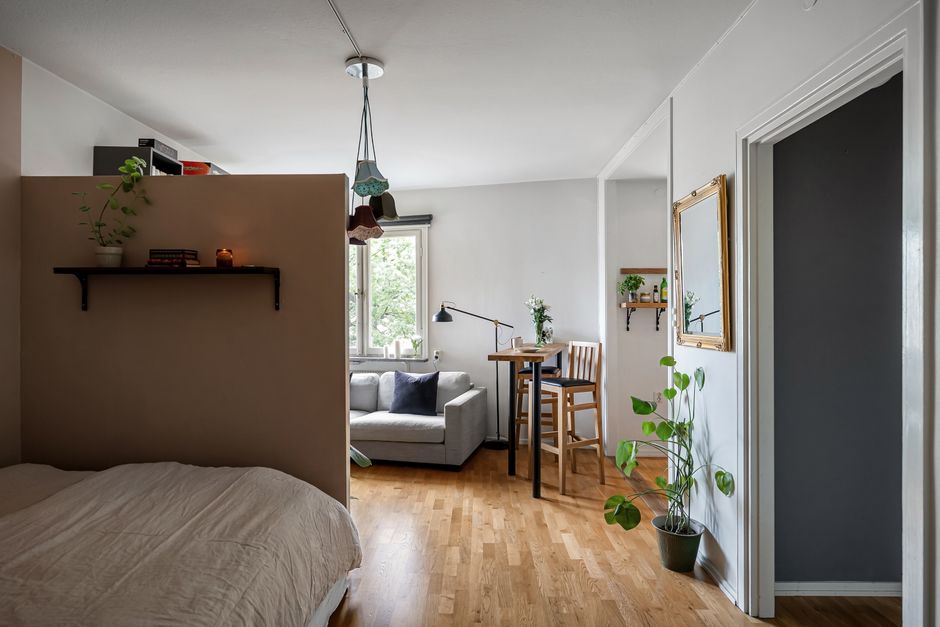 Small Living Rooms, Big Ideas: Portfolio Inspiration for Compact Spaces